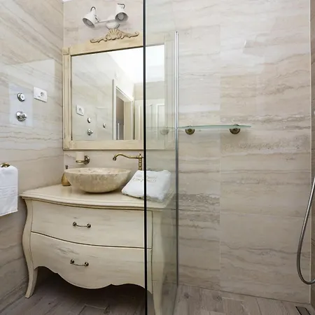 Imperia By Interhome 別荘 *