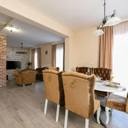 Imperia By Interhome 別荘 *