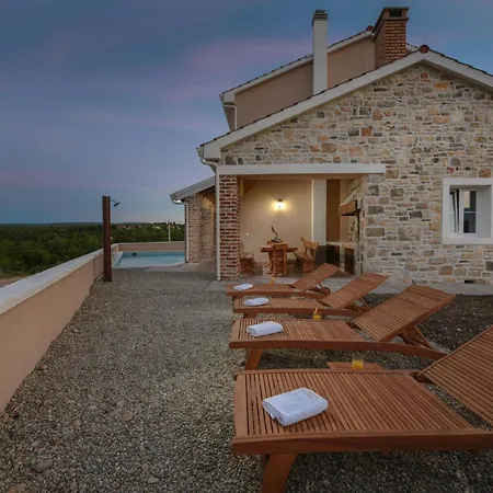 Imperia By Interhome 펜션