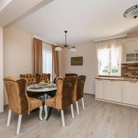 Imperia By Interhome