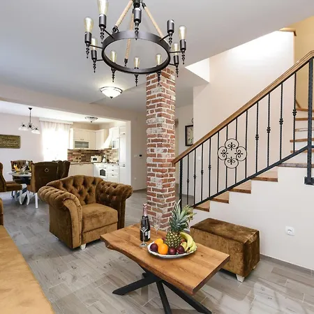 Imperia By Interhome