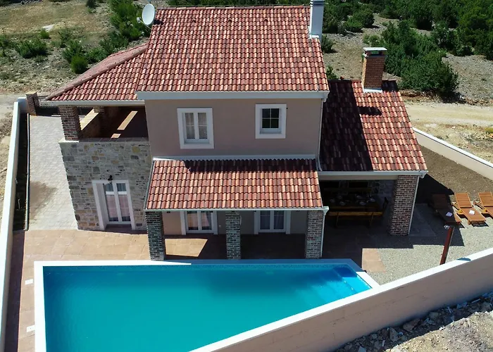 Imperia By Interhome
