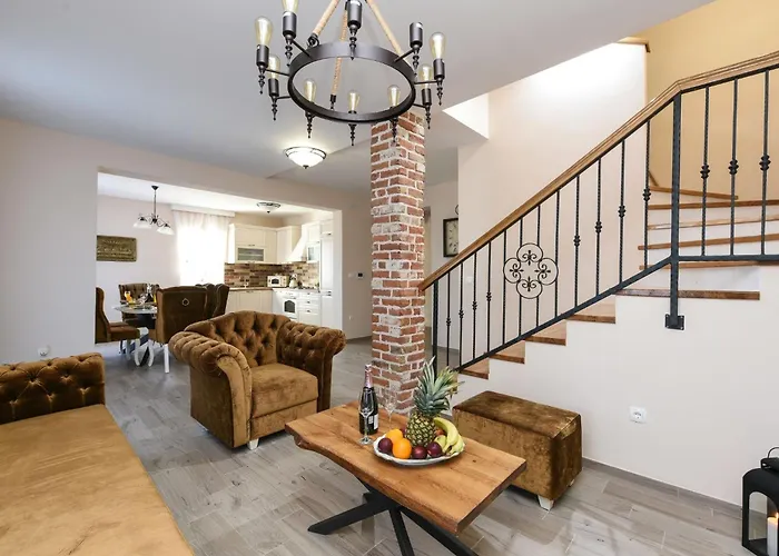 Imperia By Interhome